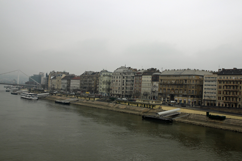 Маршрут по Будапешту день 3: прогулка по набережным Будапешта, венгерский Парламент, Геллерт и мост свободы фотография 31