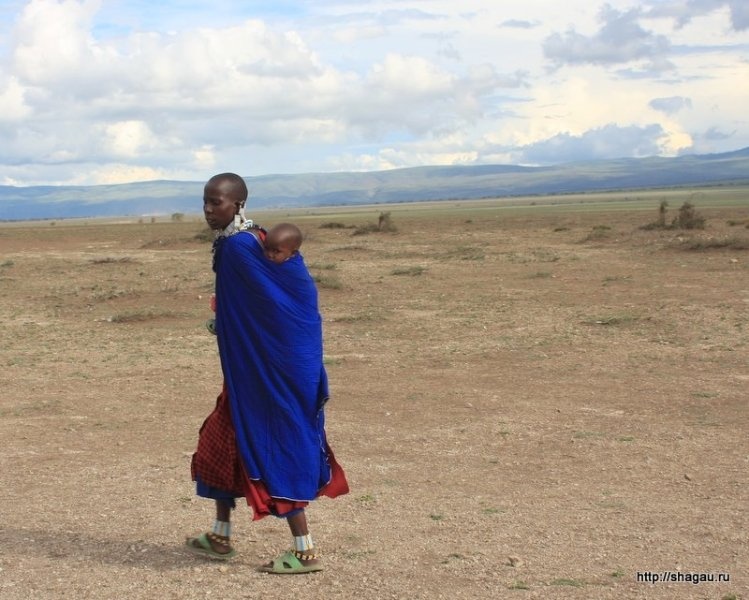 Колоритная Танзания: деревня масаев фотография 6