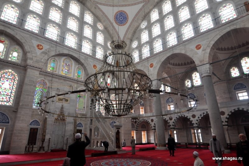Мечети Михримах Султан в Стамбуле – любимой дочери Сулеймана Великолепного фотография 3