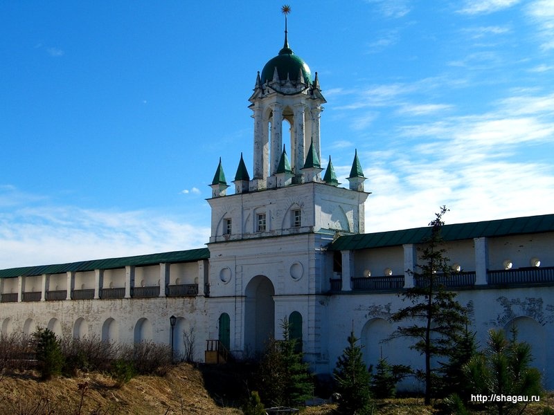 Спасо-Яковлевский монастырь в Ростове Великом