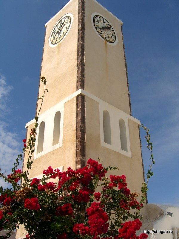 Часовая башня в Ия