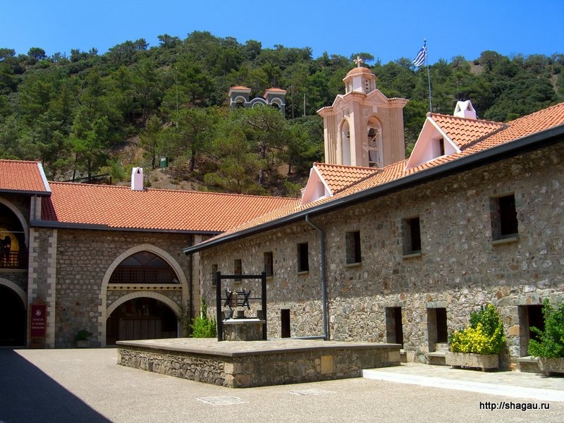 Монастырь Кикос на Кипре