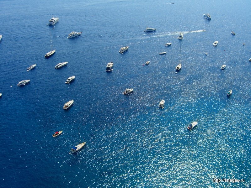 Яхты около Капри