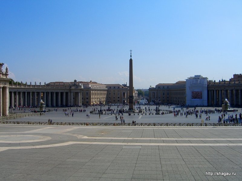 Обелиск на площади Святого Петра
