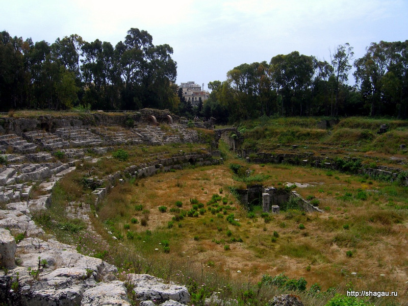 Сиракузы. Римский амфитеатр