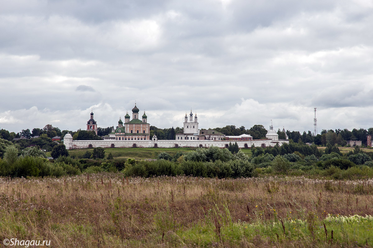 Вид на Горицкий монастырь