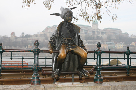 Будапештский памятник маленькой принцессе