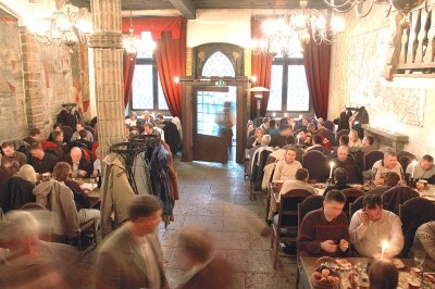 Зал (фото с сайта ресторана)