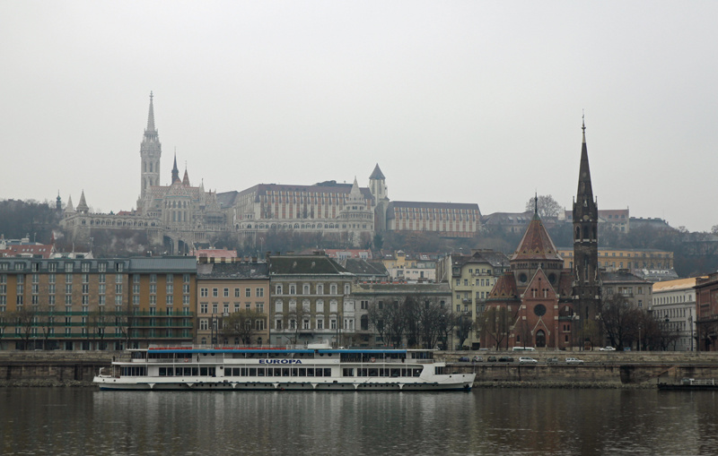 Маршрут по Будапешту день 3: прогулка по набережным Будапешта, венгерский Парламент, Геллерт и мост свободы фотография 14