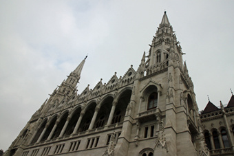 Маршрут по Будапешту день 3: прогулка по набережным Будапешта, венгерский Парламент, Геллерт и мост свободы фотография 9