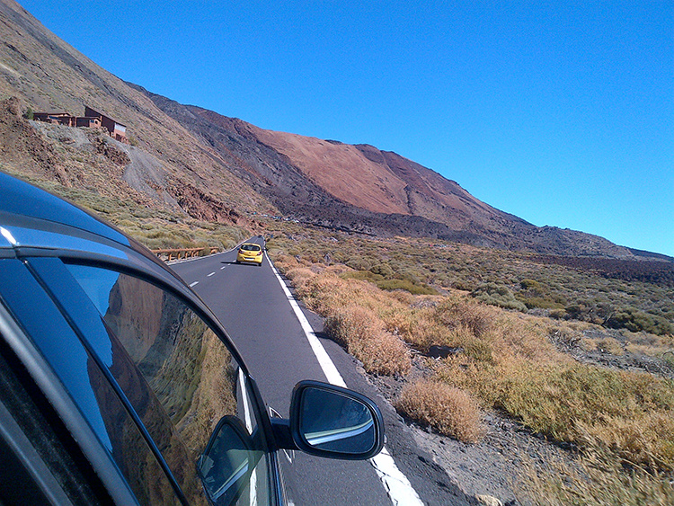 Вулкан Тейде или главный национальный парк Тенерифе: дорога на вулкан фотография 13