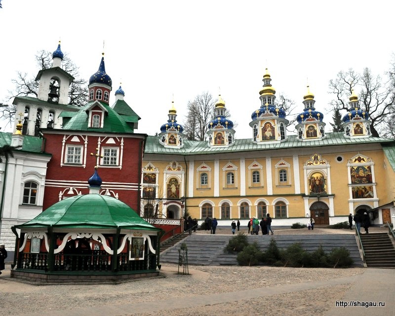 Печерский Монастырь в Псковской области фотография 16