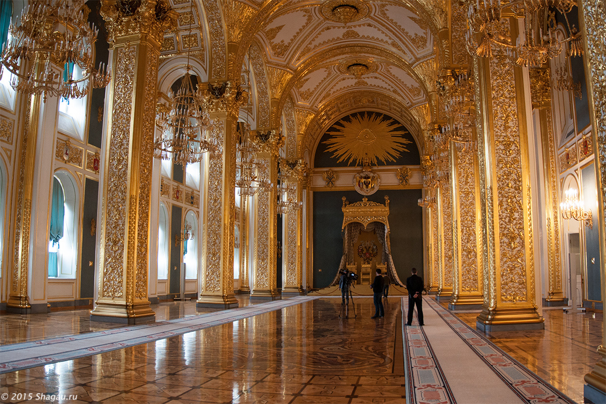 Большой кремлевский дворец зал