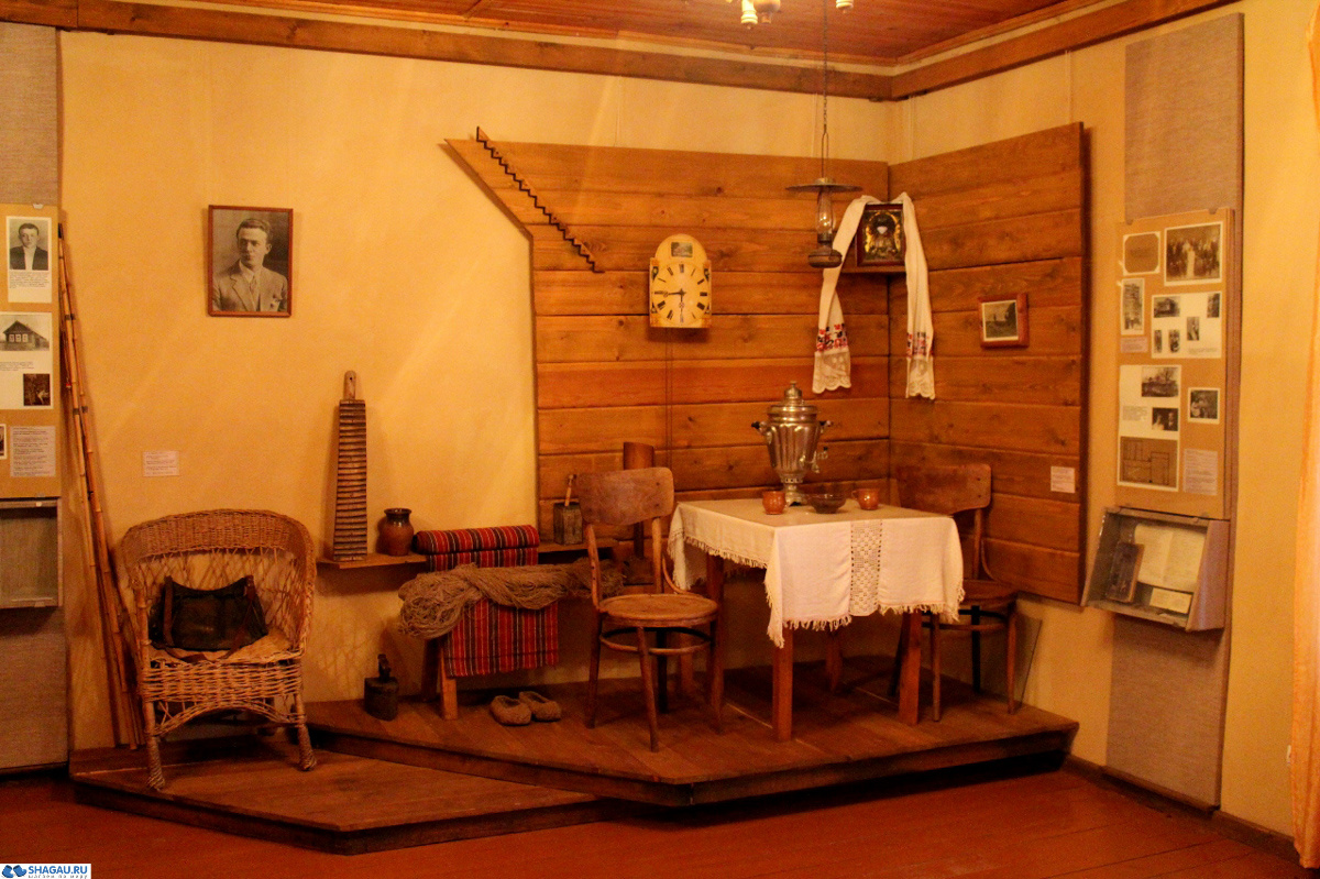 В музее Лемешева