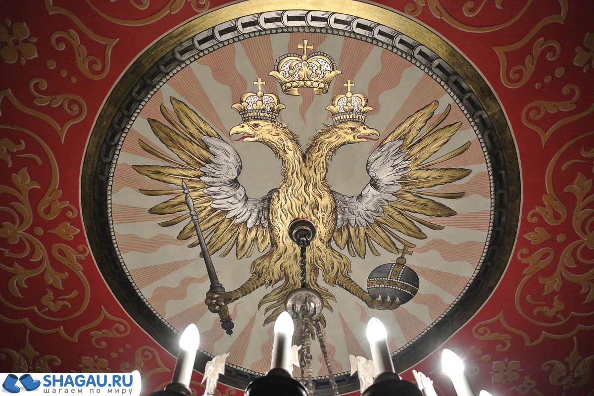 Музей сословий России в Москве, двуглавый орел