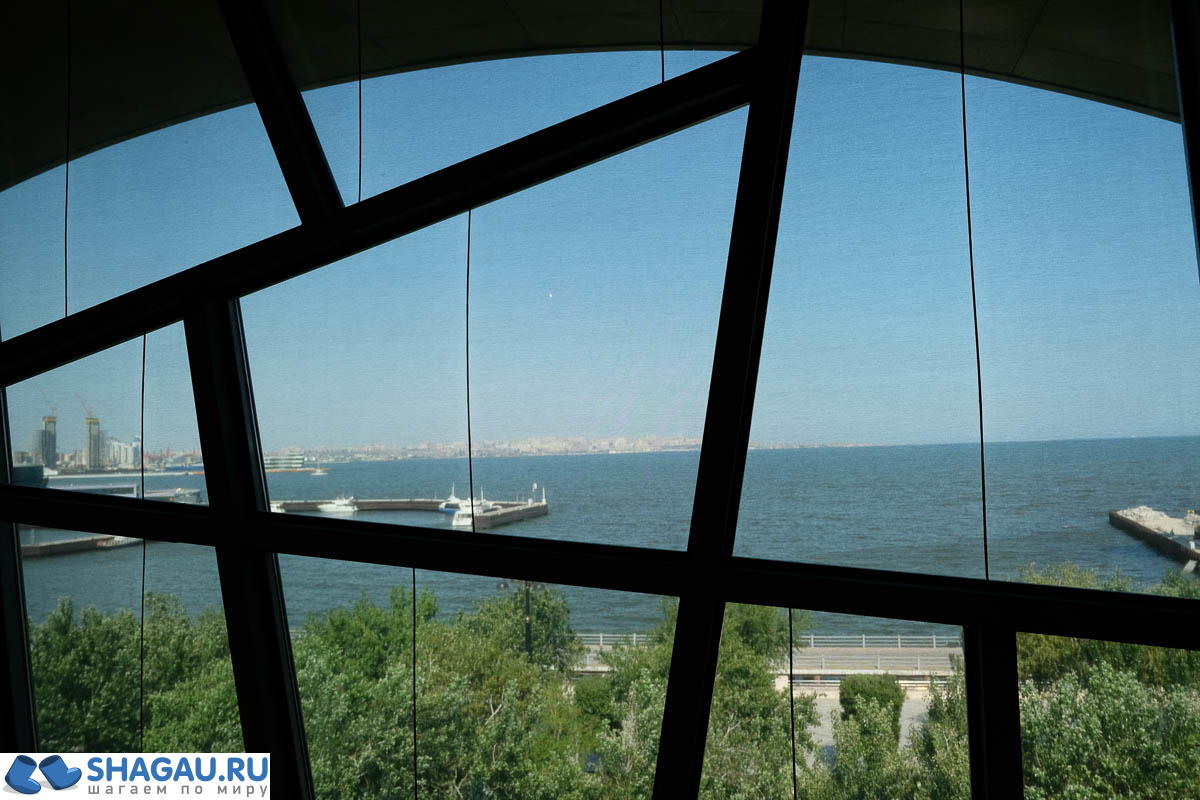 Вид на Каспийское море