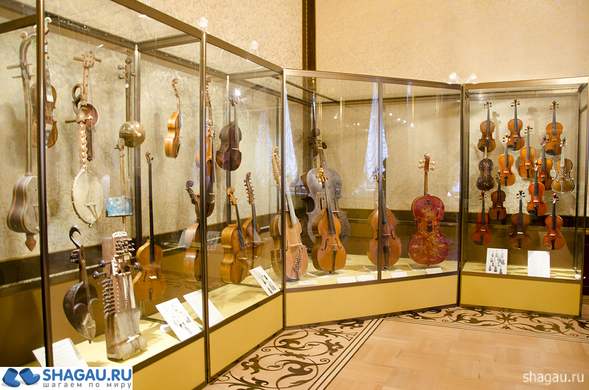 Скрипки в музее музыки