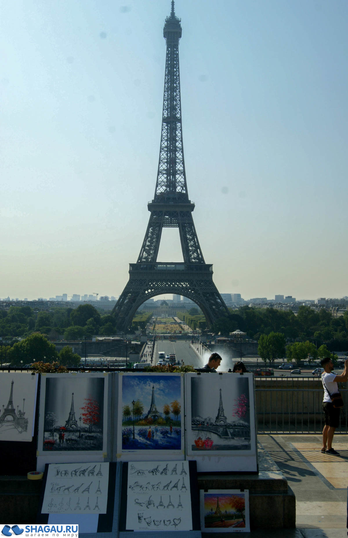 Как мы поднимались на Эйфелеву башню в Париже.