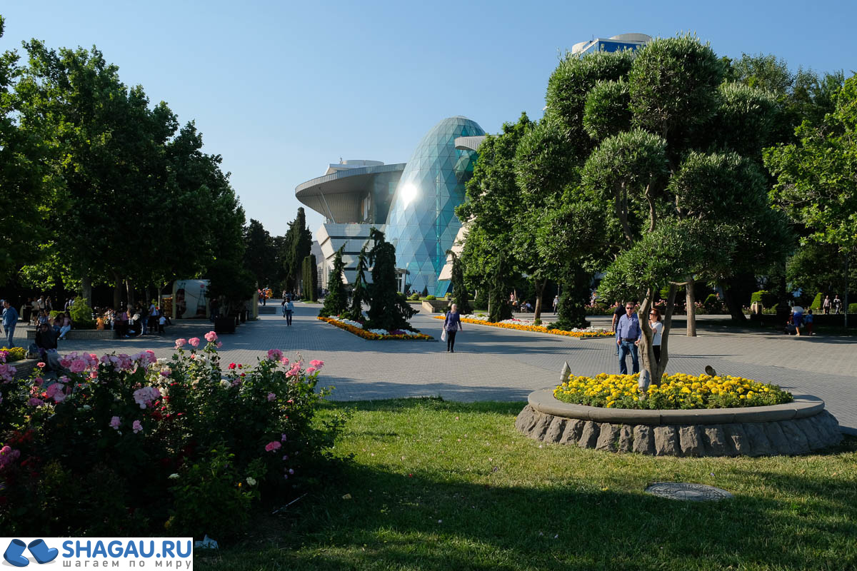 Набережная в Баку - Приморский парк и другие достопримечательности фотография 5
